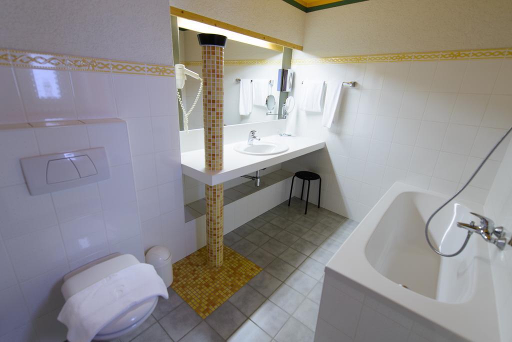 Hotel Gasthof Zweimüller Grieskirchen Habitación foto