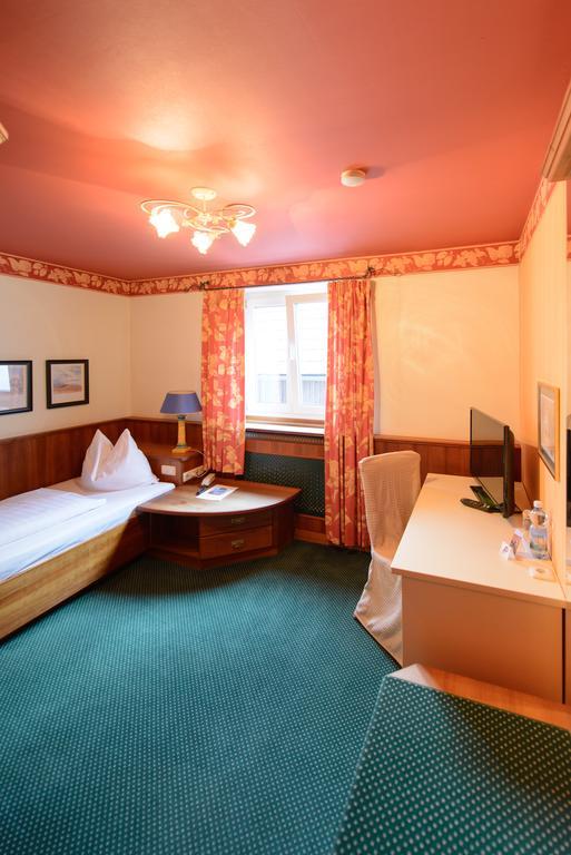 Hotel Gasthof Zweimüller Grieskirchen Habitación foto